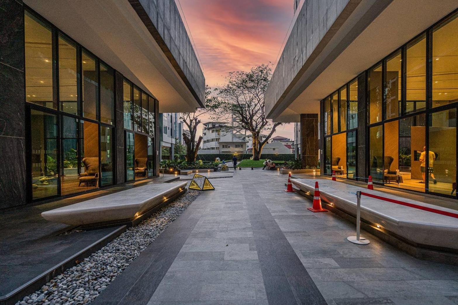 The Base Pattaya By Nami Apart otel Dış mekan fotoğraf